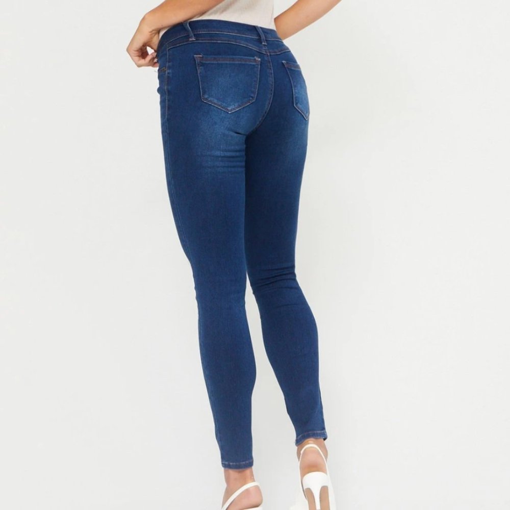 1822 DENIM Kaydence Skinny Jean
